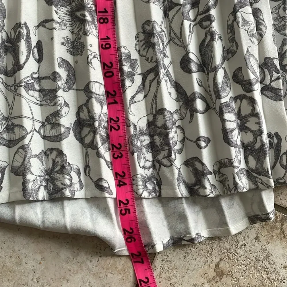 Brooks Brothers Red Fleece Floral Pleated Skirt